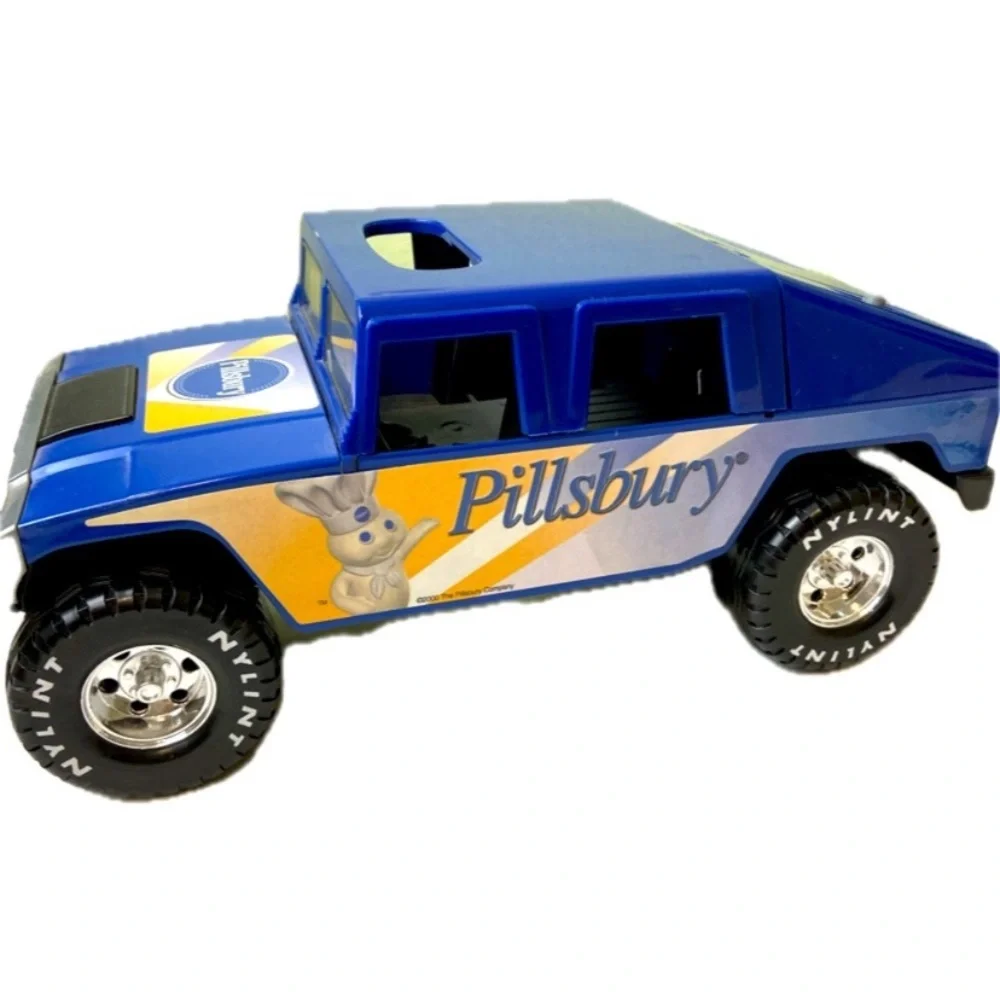Vintage Pillsbury doughboy, 2000 NYLINT Hummer toy car with sound